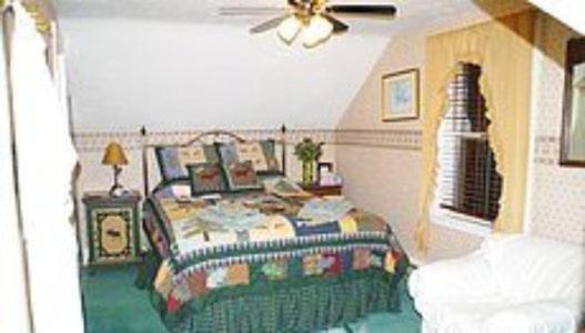Angel House Bed And Breakfast Creemore Номер фото